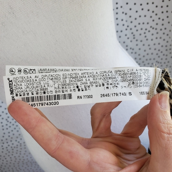 Zara Basic Leopard Tab Sleeve Popover Top - Picture 9 of 10